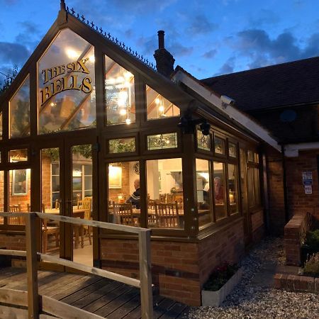 Hotel The Six Bells Beenham Zewnętrze zdjęcie