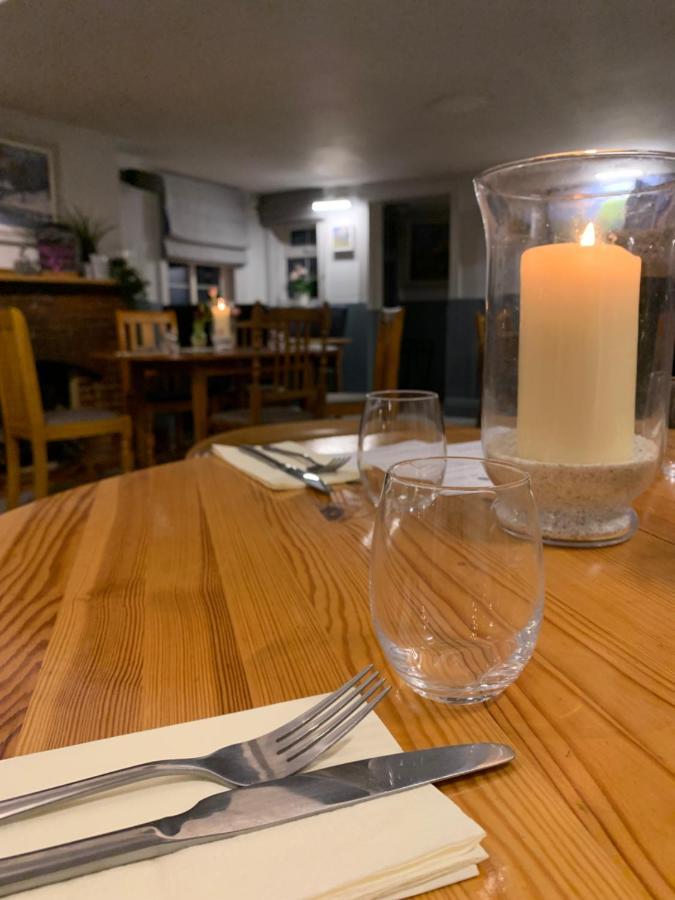 Hotel The Six Bells Beenham Zewnętrze zdjęcie